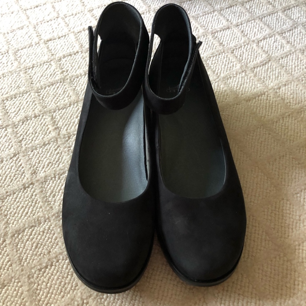 Dansko Jenna flats